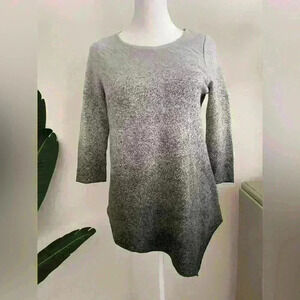 Womens Gray Blouse Asymmetrical Sweater Medium Simply Vera Wang Ombre Sweater